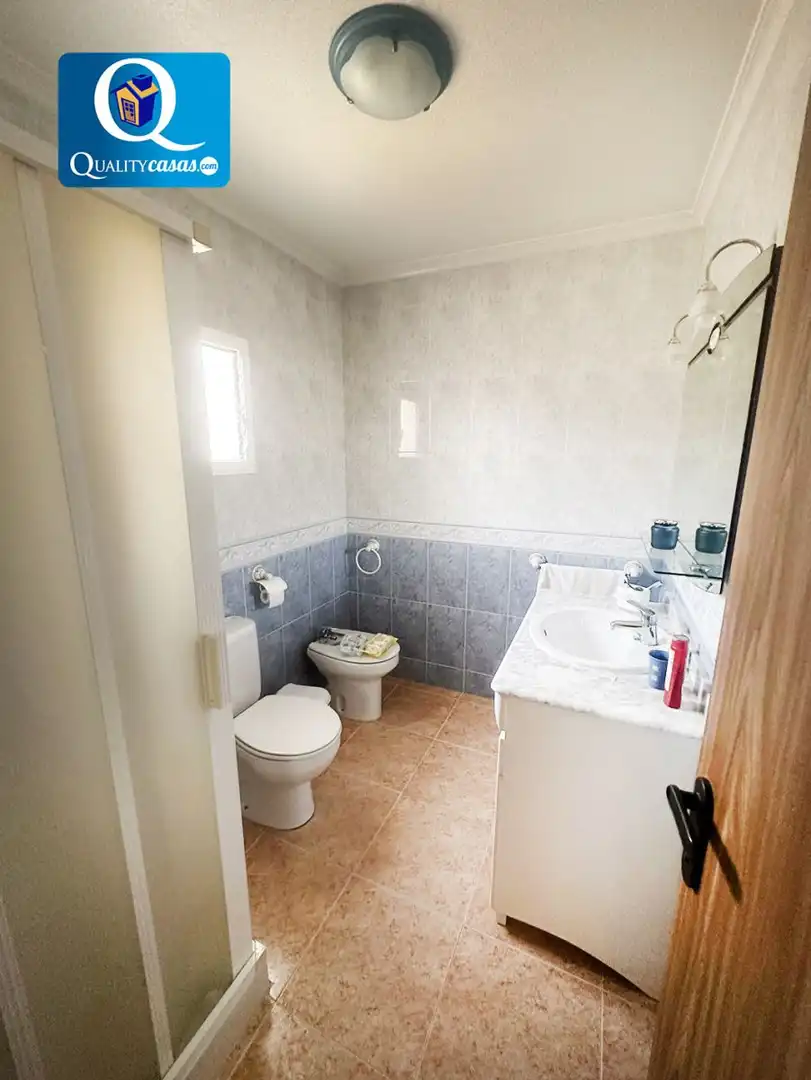 Baño de Casa o chalet en venta en Crevillent con Terraza