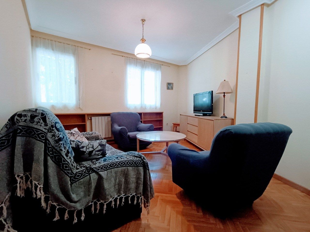 Sala de estar de Piso de alquiler en Villarejo de Salvanés con Calefacción, Parquet y Horno