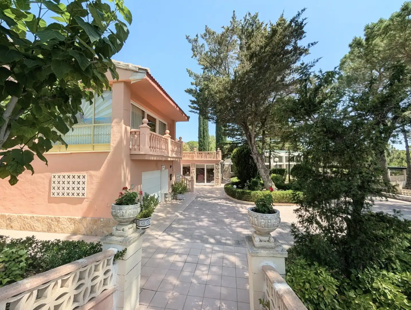 Vista exterior de Casa o chalet en venta en Alcoy / Alcoi con Aire acondicionado, Calefacción y Jardín privado
