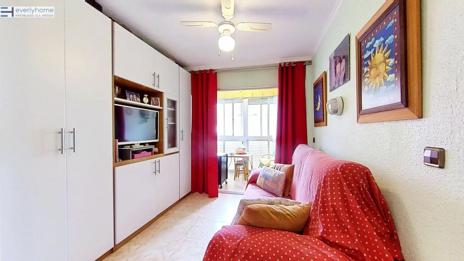 Habitación de Apartamento en venta en La Pobla de Farnals con Jardín privado y Piscina comunitaria