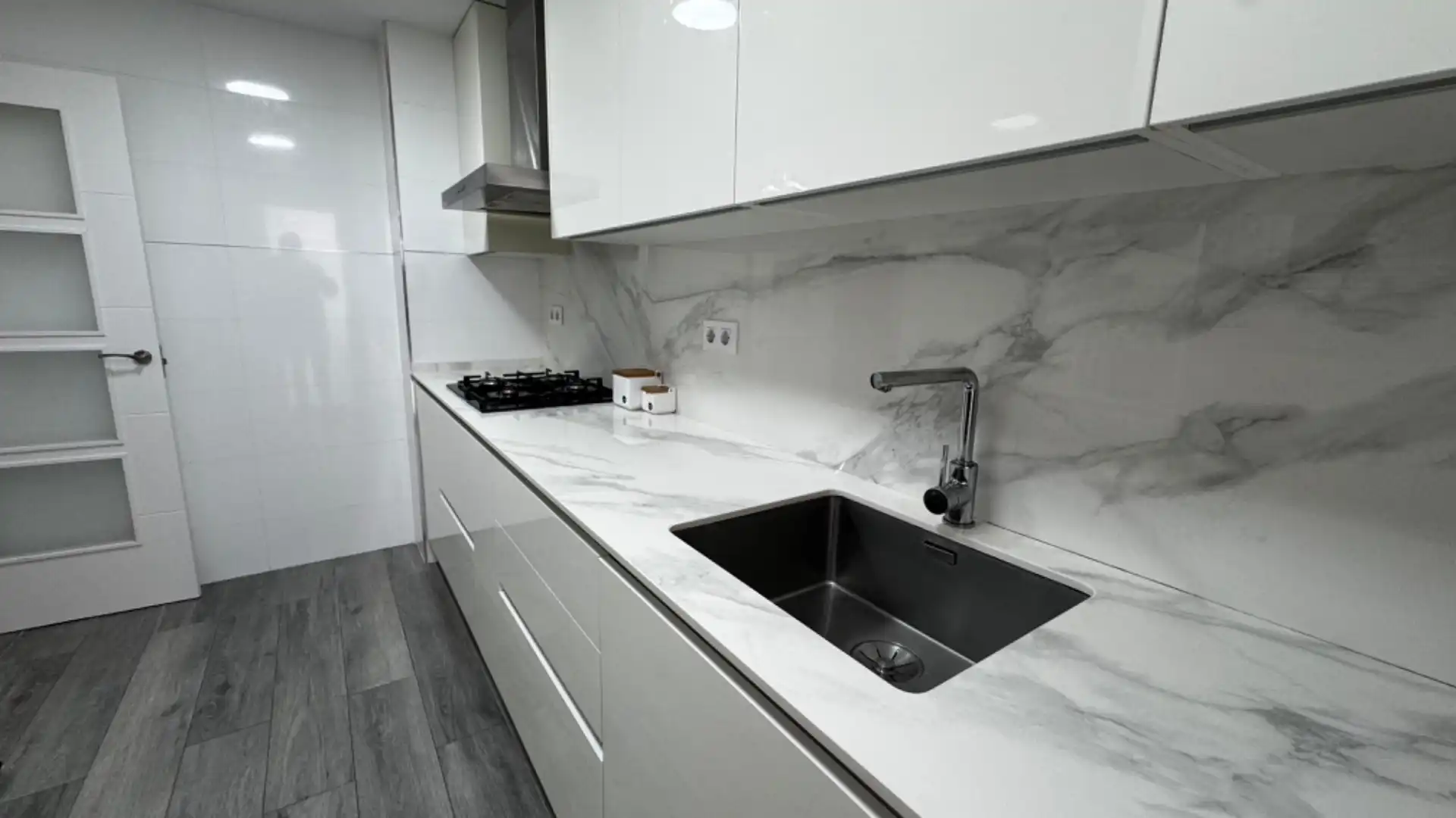 Cocina de Piso en venta en Torredembarra con Calefacción, Terraza y Horno