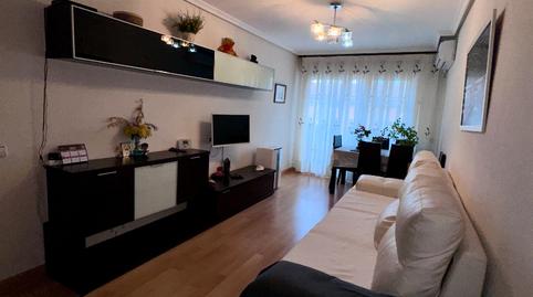 Foto 3 de Piso en venta en Calle de la Iglesia, Velilla de San Antonio, Madrid