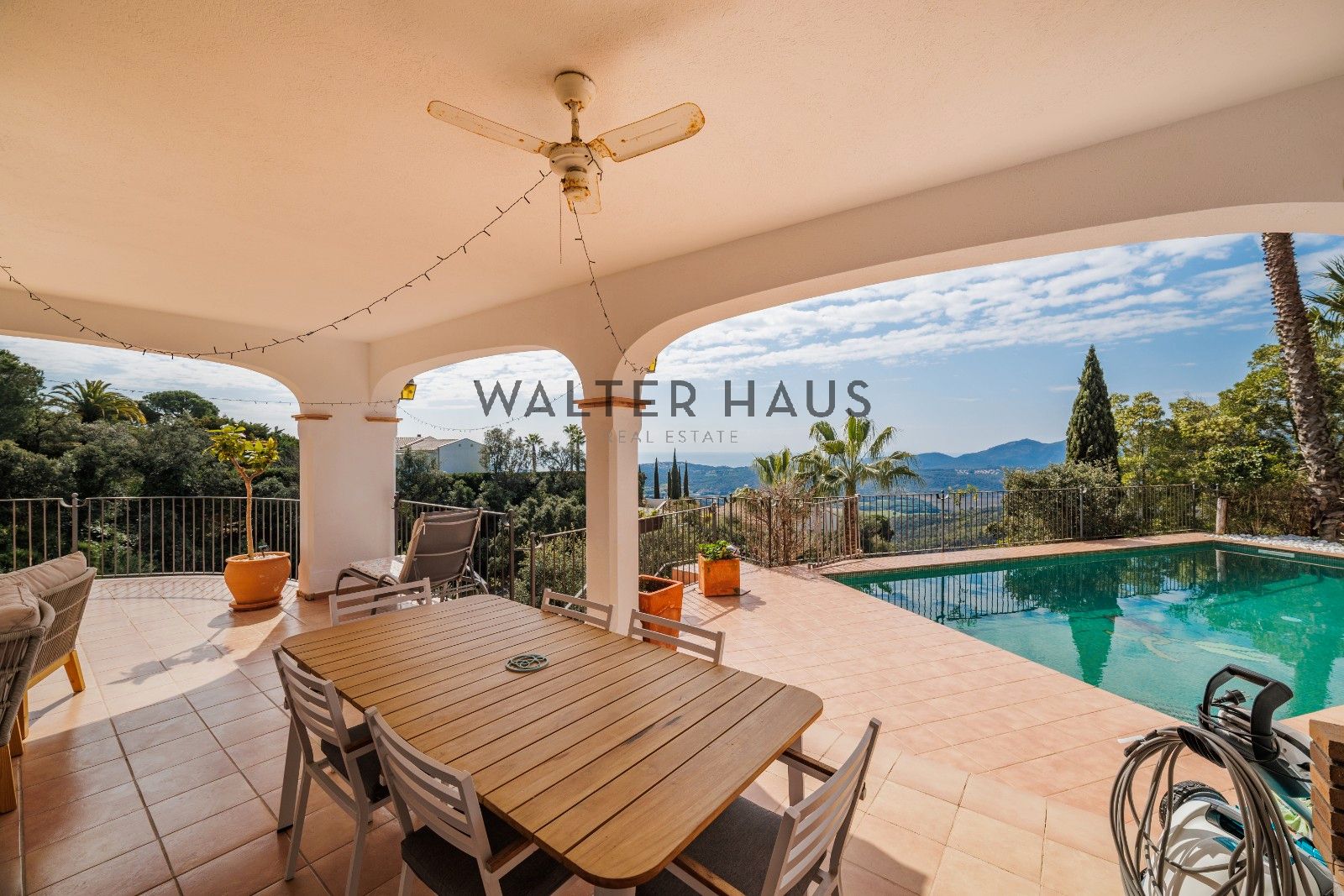 Terrassa de Casa o xalet en venda en Castell d'Aro, Platja d'Aro i s'Agaró amb Calefacció, Terrassa i Piscina