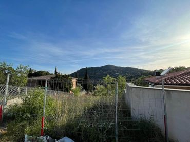 Terrain résidentiel à vendre à Carrer de Llorens Artigas 45A