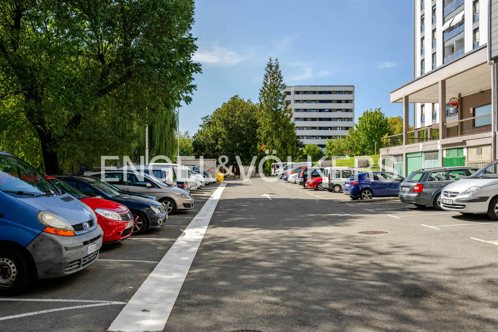 Parking de Piso en venta en Hernani con Calefacción, Amueblado y Balcón