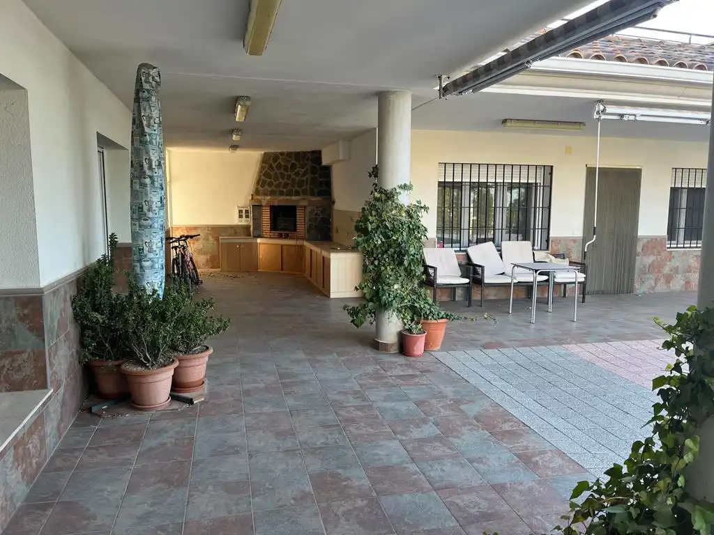 Terrassa de Casa o xalet en venda en Albacete amb Calefacció, Jardí privat i Terrassa