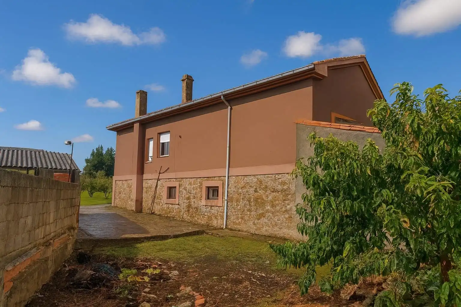 Exterior view of Residential for sale in Torrelavega 