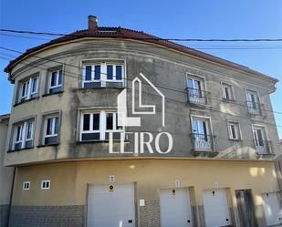 Building for sale in Boiro