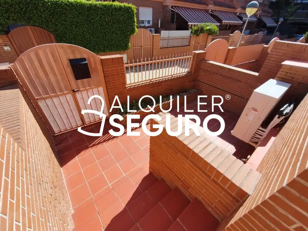 Chalet con piscina en alquiler en Alcalde Ramón Orts Galán, imagen 10