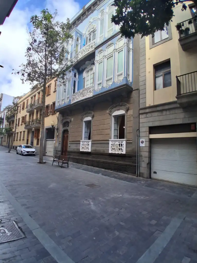 Piso en venta en Calle Travieso, Triana