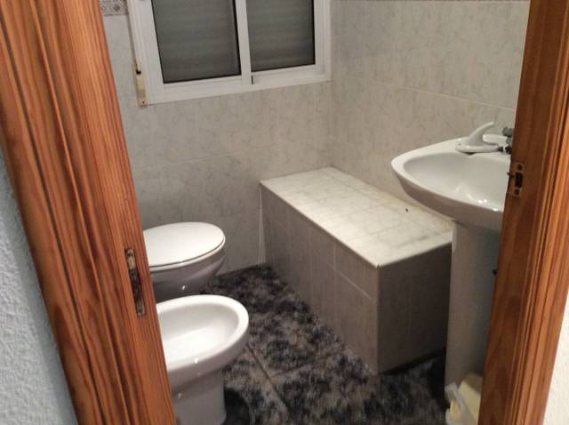 Local comercial en Alquiler en Carrer del Sequial en Sueca ciudad