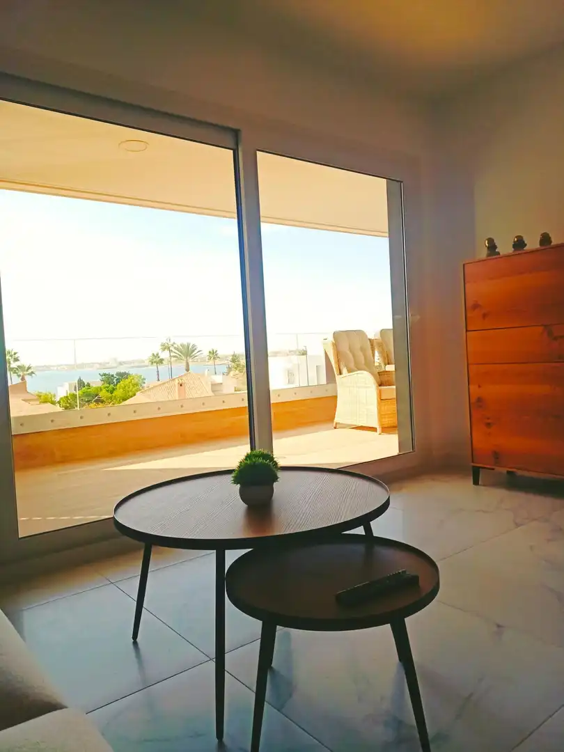 Wohnzimmer von Wohnungen zur Miete in Torrevieja mit Klimaanlage, Privatgarten und Terrasse