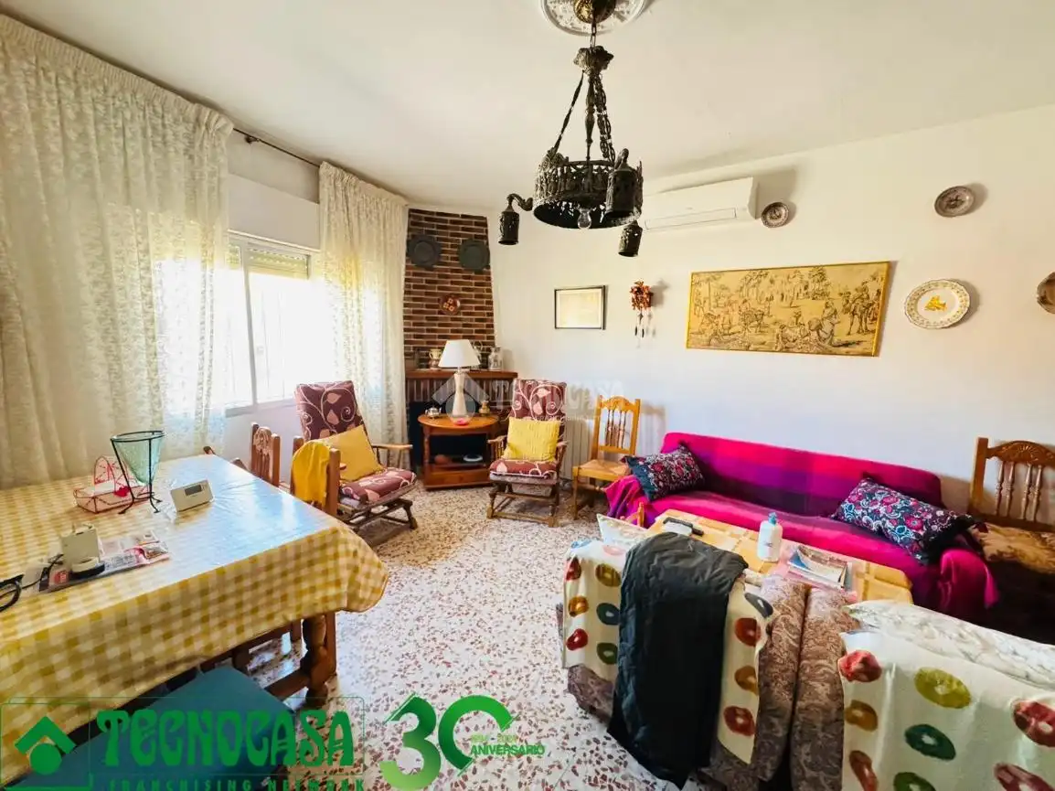 Living room of Detached homes for sale in Polán  with Air Conditioner, Heating and Terrace