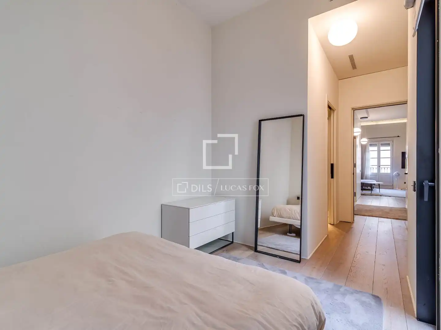 Bedroom of Flat for sale in Barcelona  with Air Conditioner, Heating and Furnished