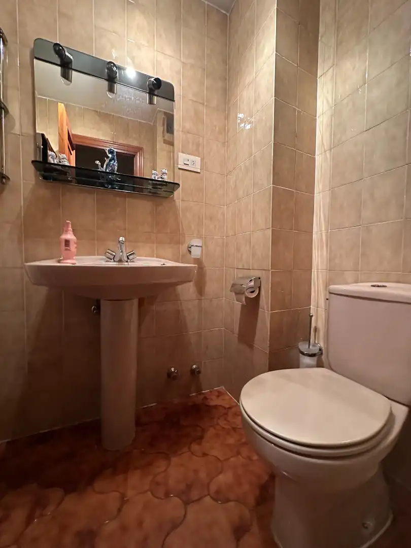 Baño de Piso en venta en Úbeda con Aire acondicionado, Calefacción y Terraza