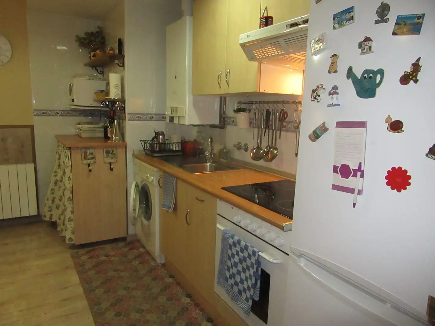 Cuina de Apartament en venda en Sabiñánigo amb Calefacció, Terrassa i Traster