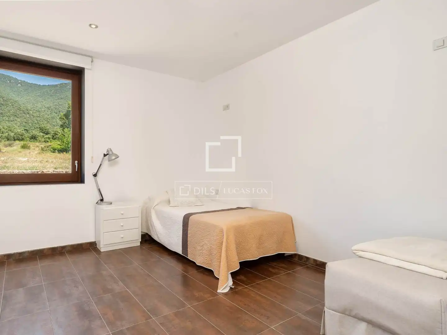 Dormitori de Finca rústica en venda en Maçanet de Cabrenys amb Calefacció, Jardí privat i Traster