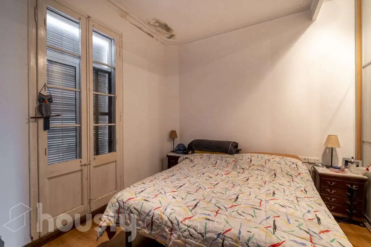 Schlafzimmer von Haus oder Chalet zum Verkauf in Barcelona mit Klimaanlage, Privatgarten und Terrasse