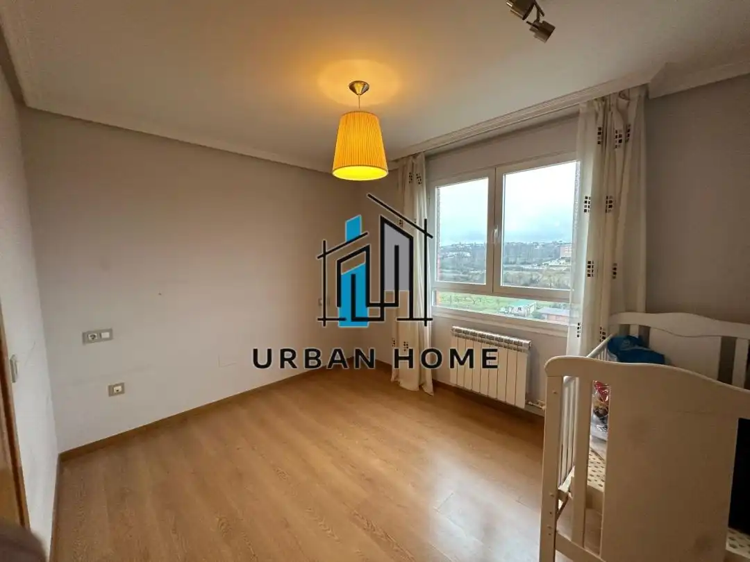 Piso en venta en María Moliner, Armunia