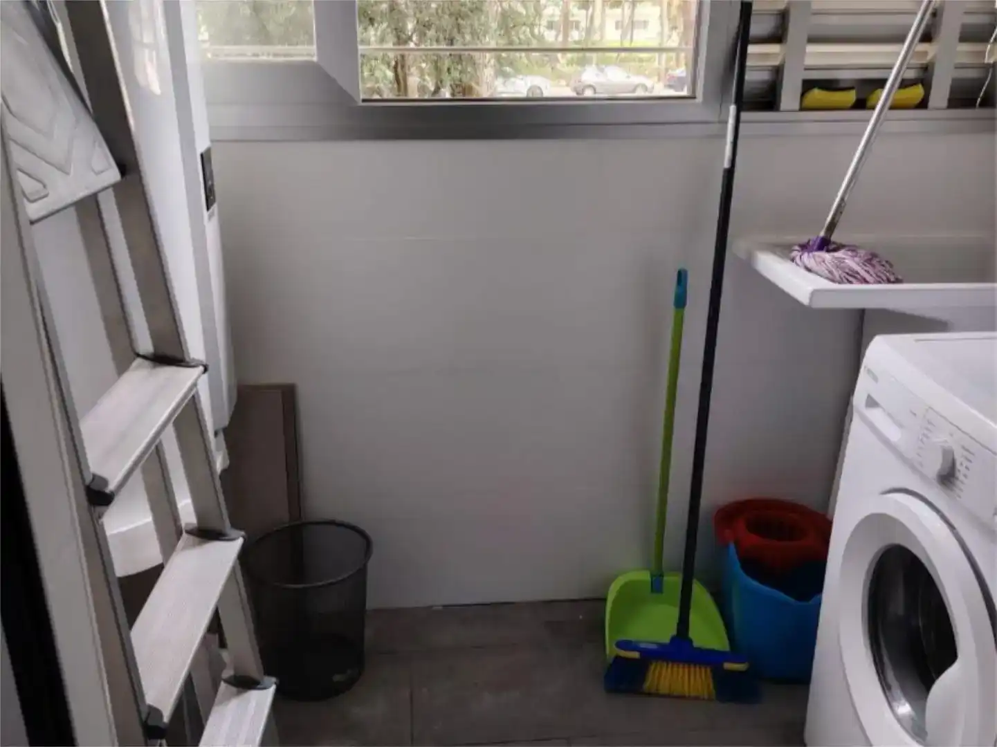 Baño de Piso en venta en Torrent con Aire acondicionado, Trastero y Amueblado