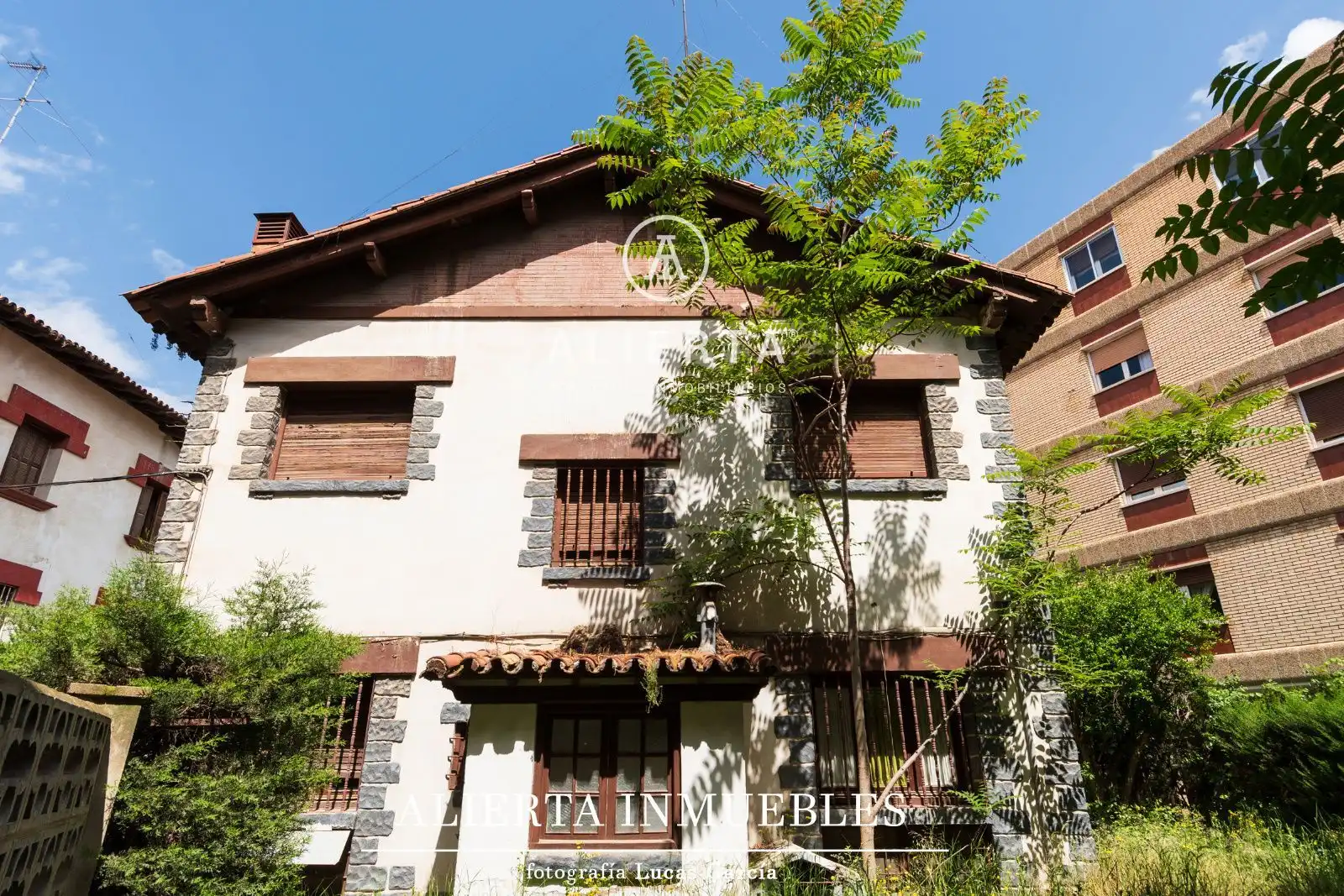 Vista exterior de Casa o chalet en venta en Zaragoza con Calefacción y Terraza