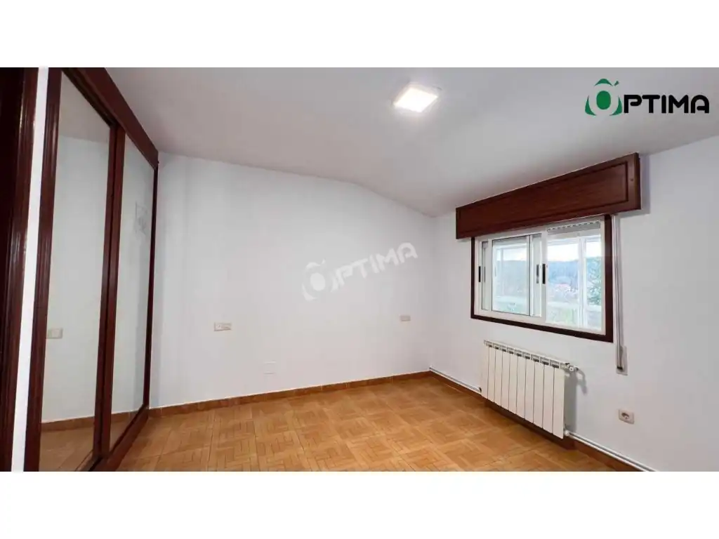 Habitación de Piso en venta en Oroso