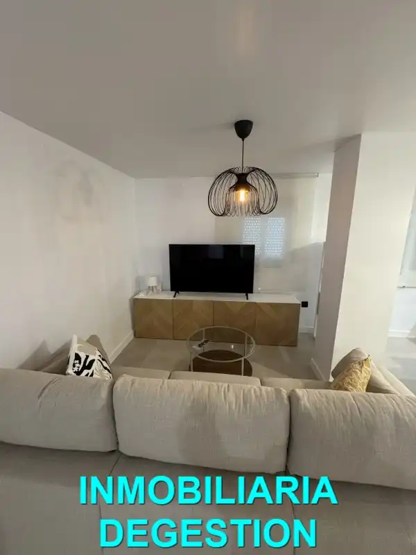 Sala de estar de Piso de alquiler en Linares con Aire acondicionado, Calefacción y Amueblado