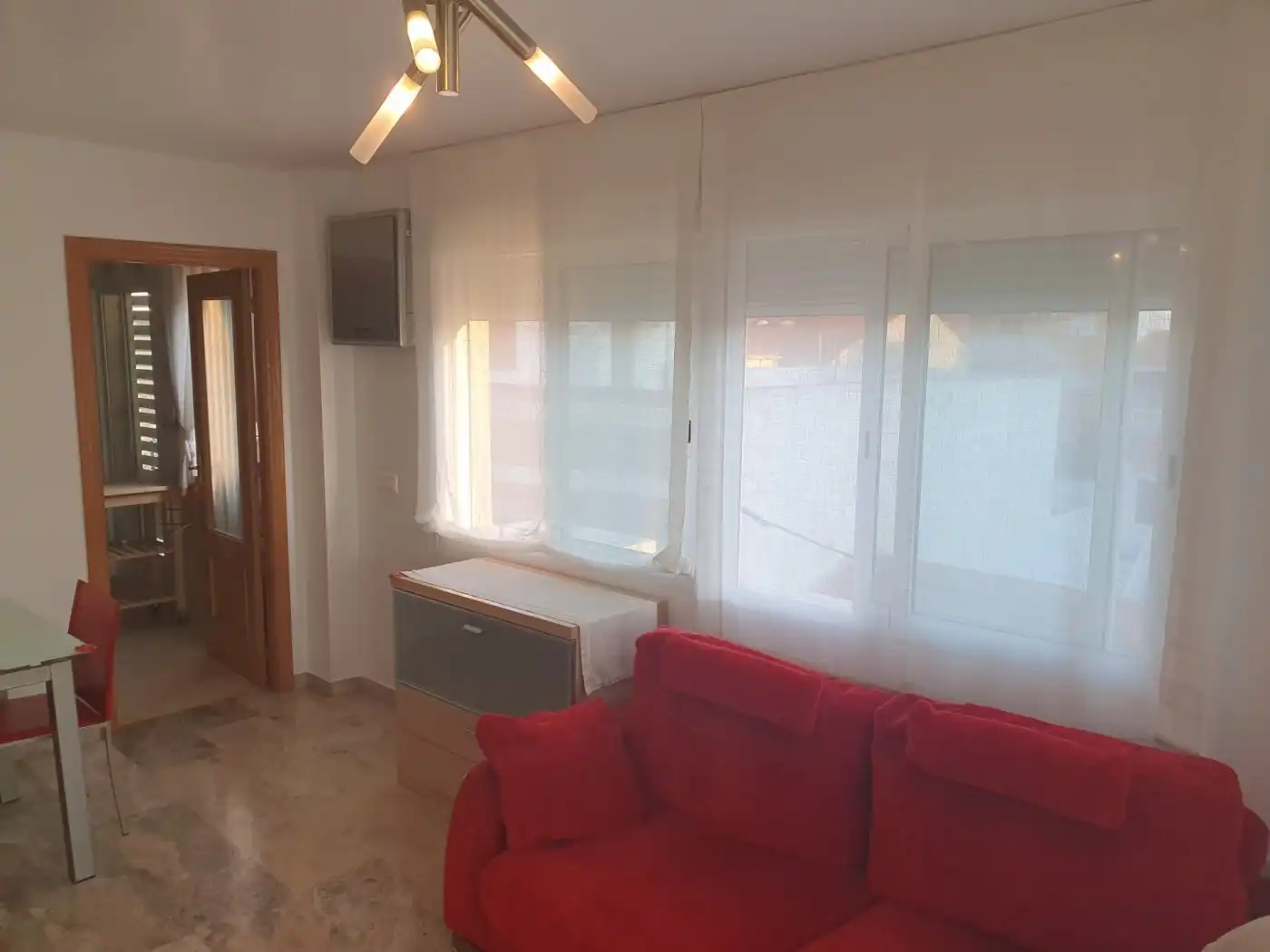 Sala d'estar de Pis de lloguer en Murcia amb Moblat