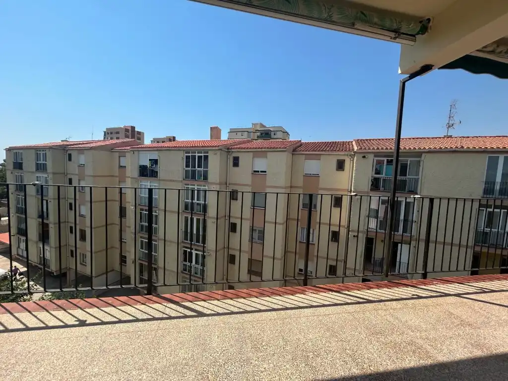 Piso con ascensor en venta en Calle Apostol Santiago, imagen 15