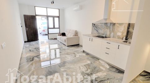 Foto 2 de Pis en venda a Calle Pintor Matarana, Barrio de Benicalap, Valencia Capital