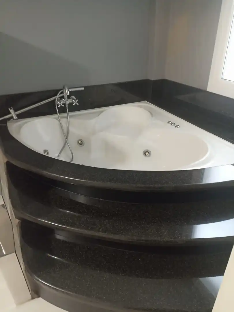 Baño de Piso en venta en Carballo con Calefacción y Amueblado