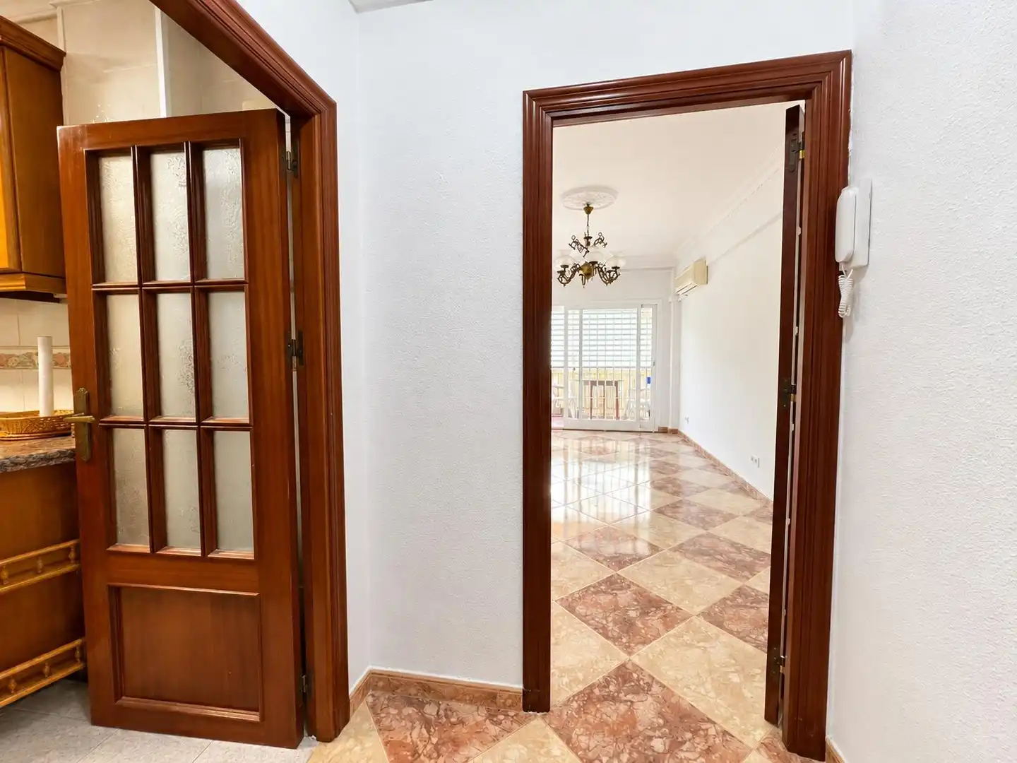 Apartamento de alquiler en Los Boliches