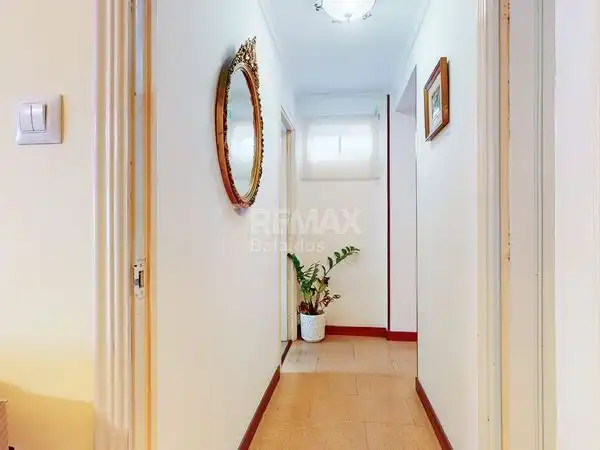 Piso en venta en Vigo  con Calefacción, Parquet y Terraza