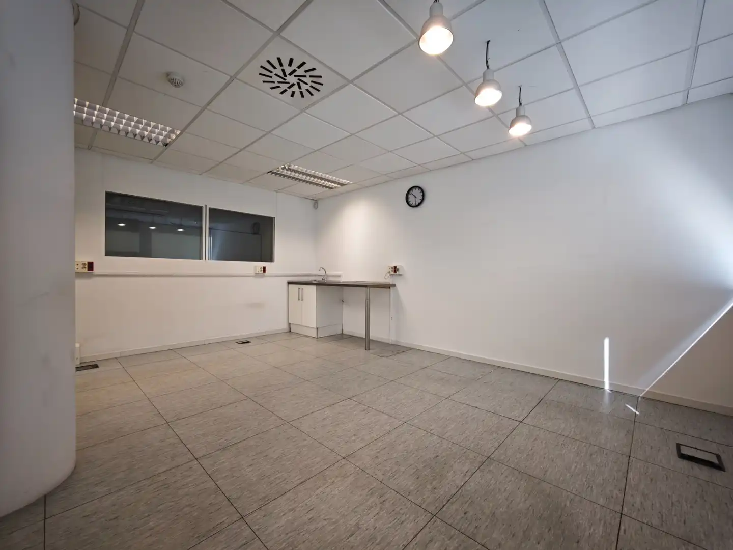 Oficina de alquiler en Sant Joan Despí