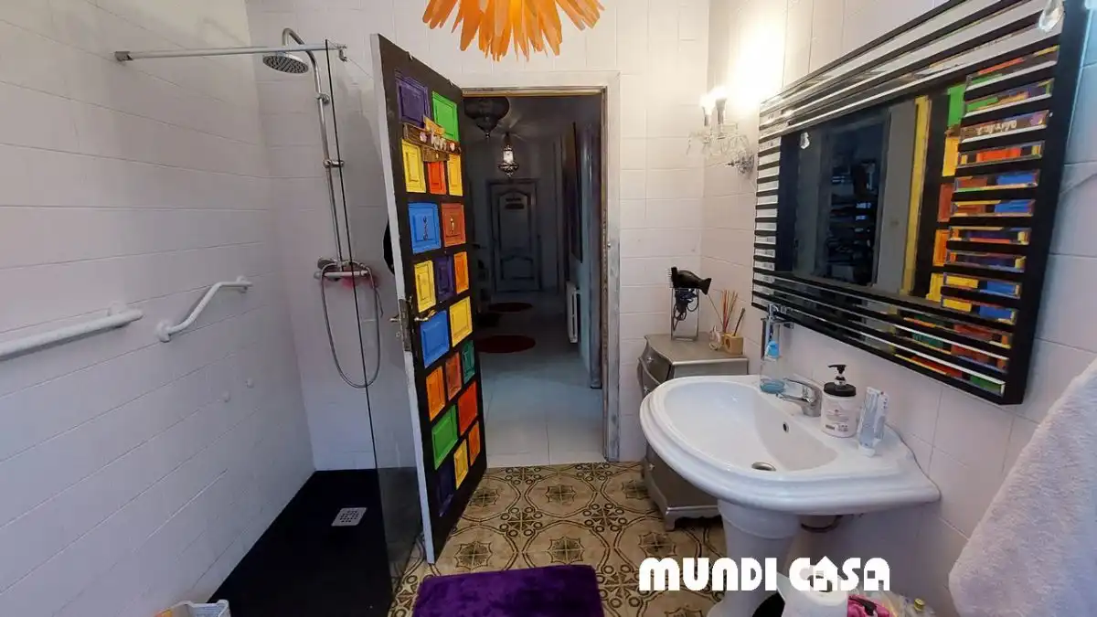 Bany de Casa o xalet en venda en A Pobra do Caramiñal amb Calefacció, Terrassa i Traster