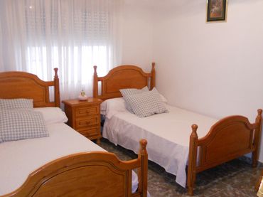 Casa amb balcó en venda a Membrilla