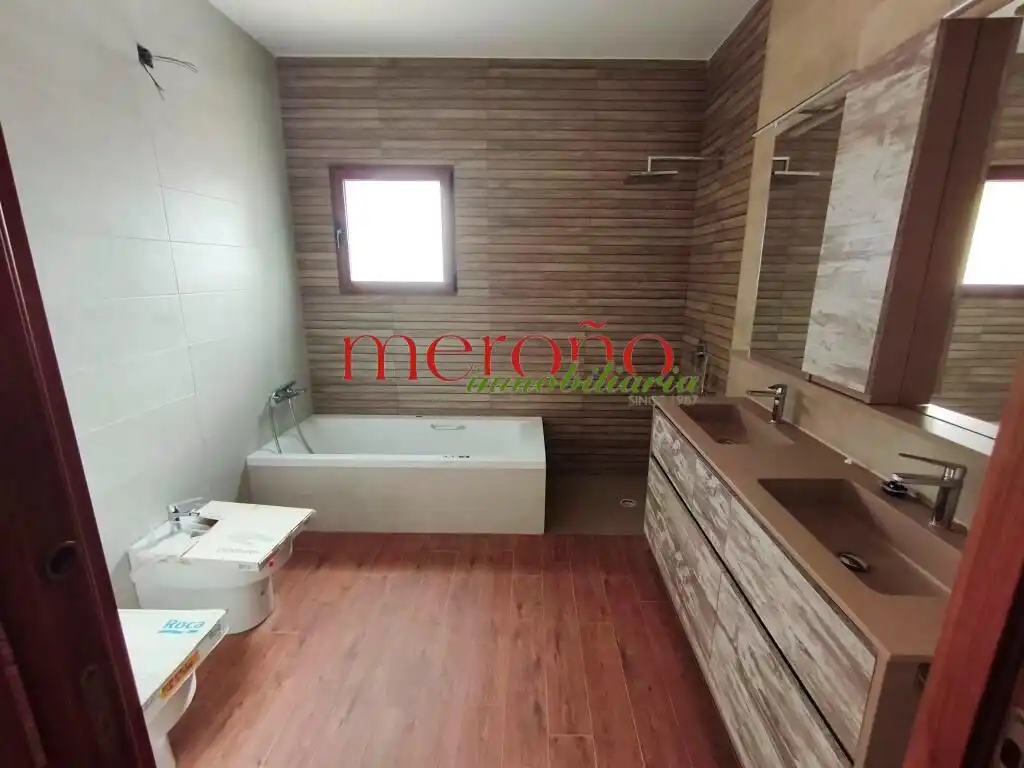 Baño de Casa o chalet en venta en Elche / Elx con Terraza