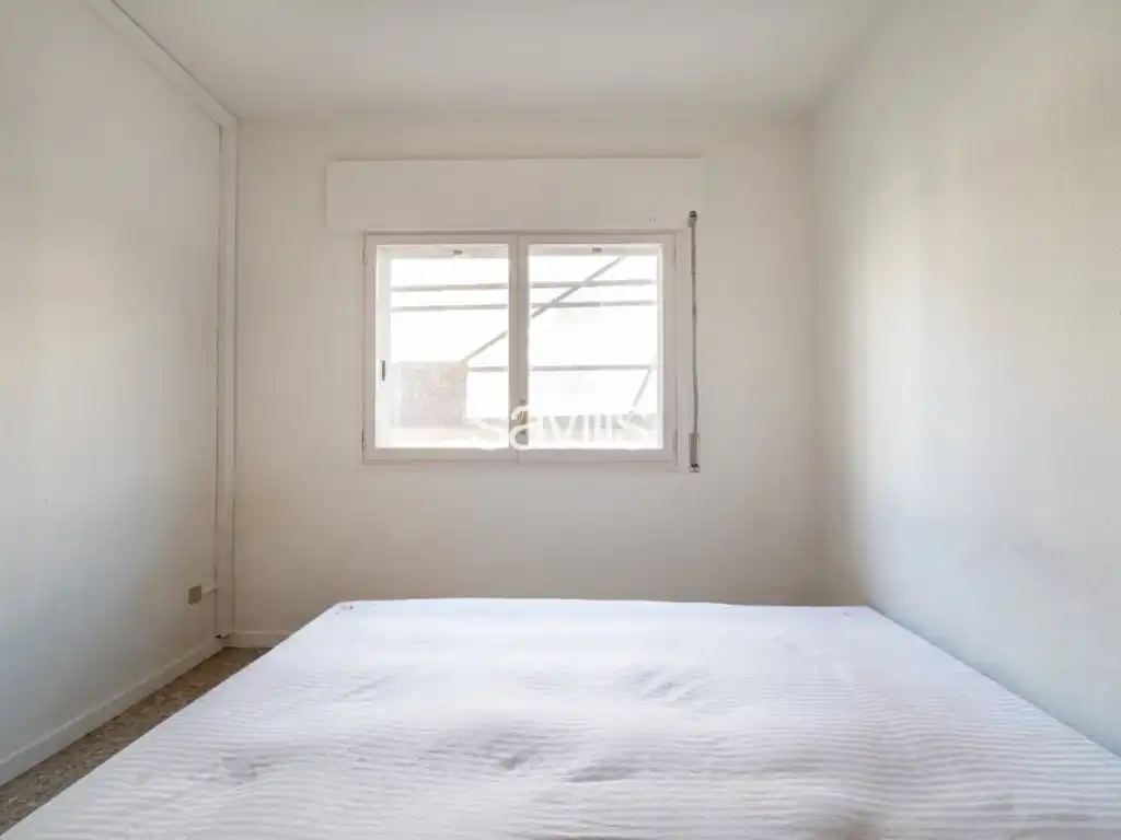 Bedroom of Apartments for sale in Barcelona  with Air Conditioner, Furnished and Oven