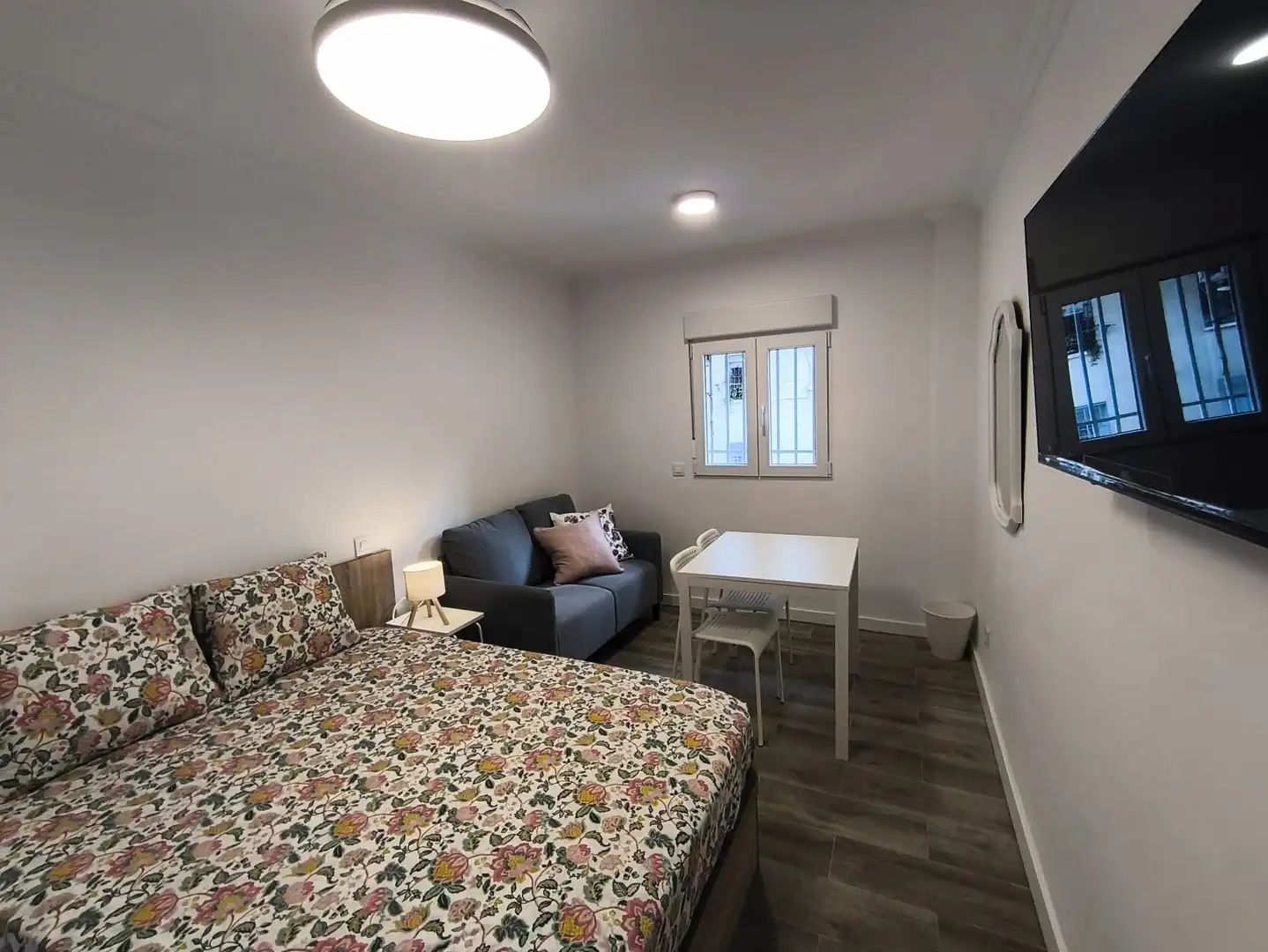 Habitación de Piso para compartir en Madrid con Calefacción, Terraza y Amueblado