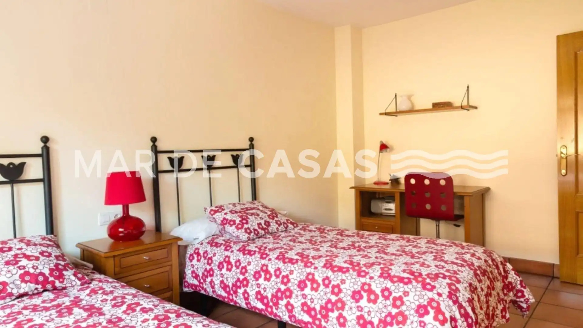 Dormitori de Casa adosada en venda en Sant Joan d'Alacant amb Aire condicionat, Calefacció i Jardí privat