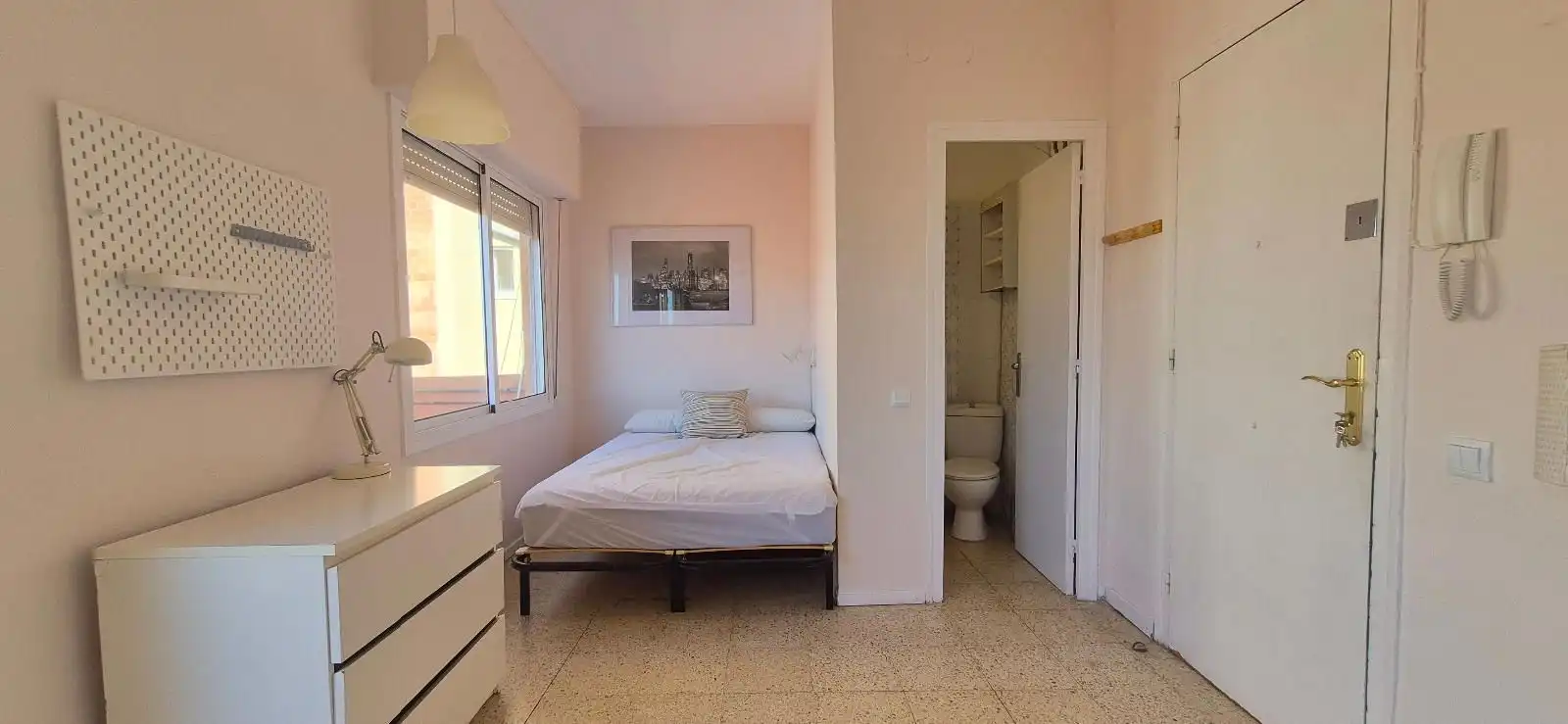 Bedroom of Attic for rent in Barcelona  with Air Conditioner, Terrace and Furnished