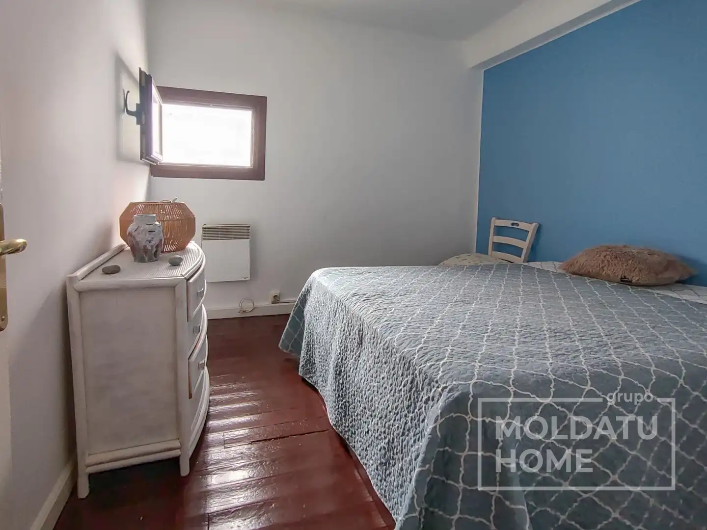 Schlafzimmer von Dachboden zum Verkauf in Irun  mit Heizung und Terrasse