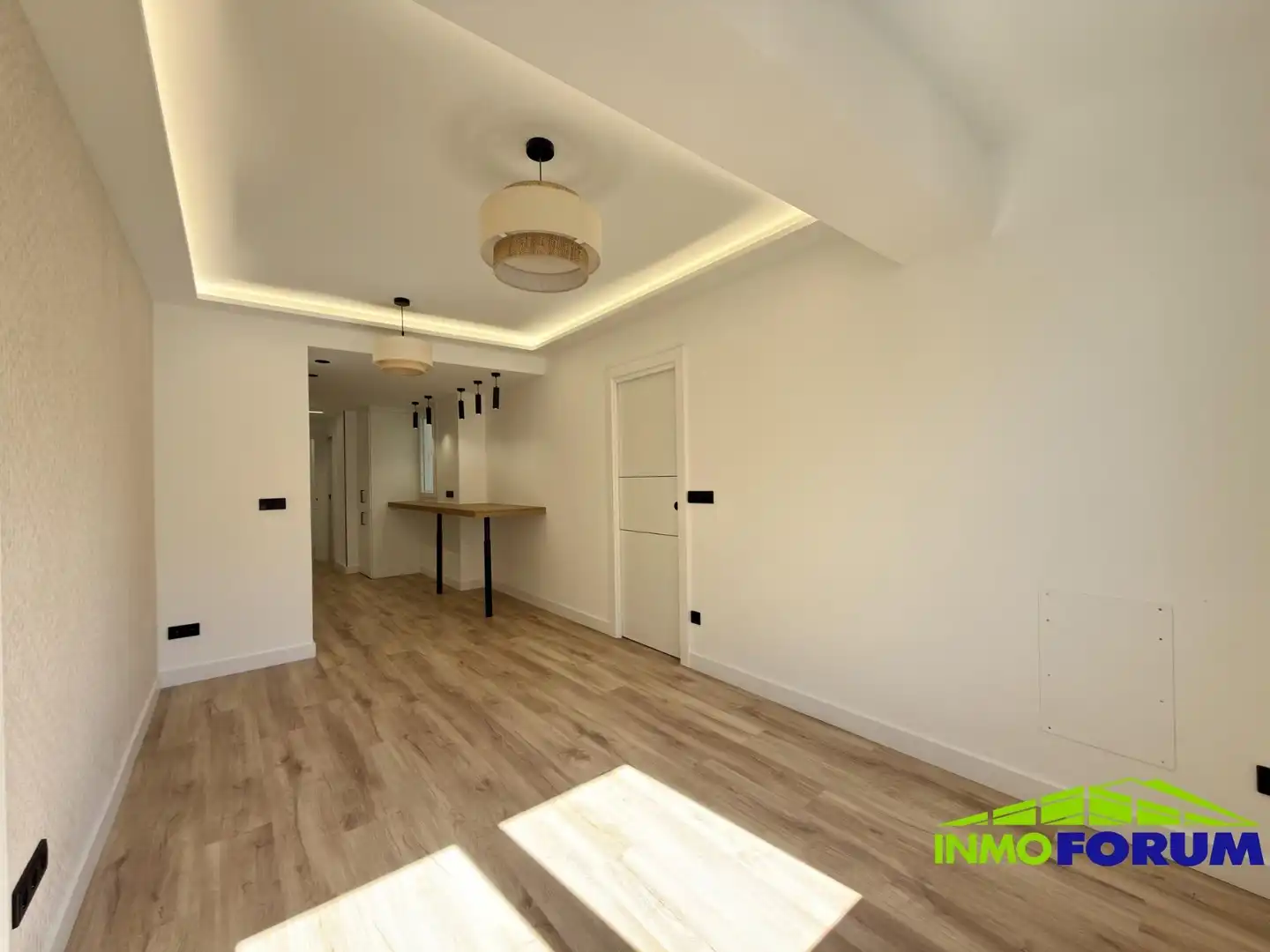 Piso en venta en A Coruña Capital  con Calefacción y Trastero