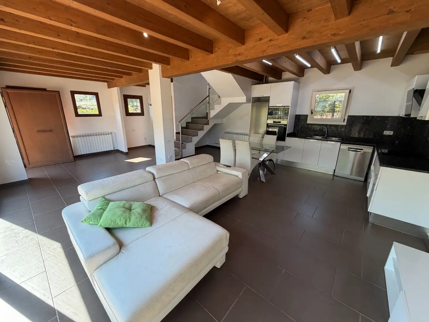 Villa mit Garten zur Miete in La Vall d'en Bas, imagen 2