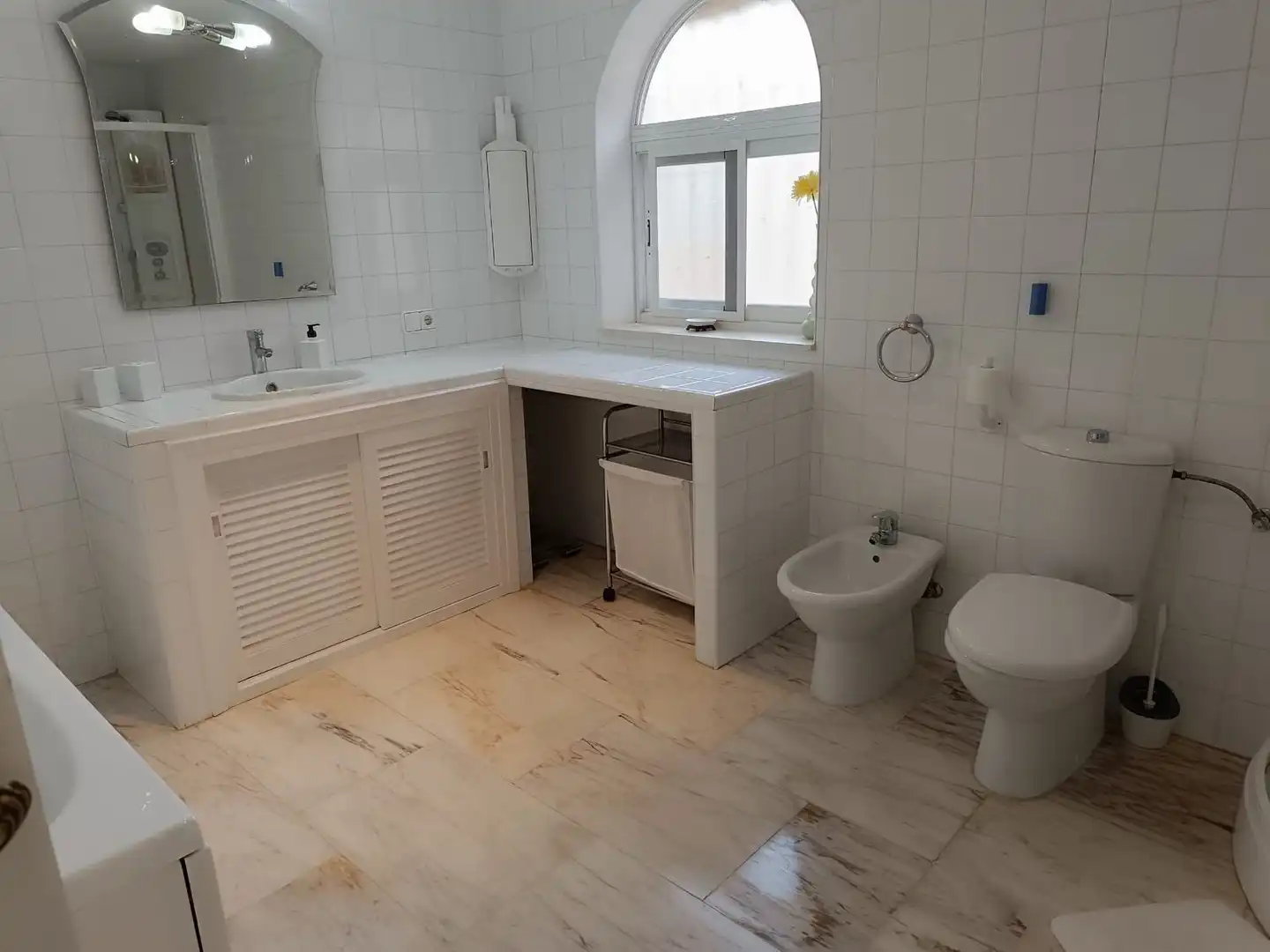 Bathroom of Houses for sale in L'Alfàs del Pi  with Air Conditioner, Private garden and Terrace