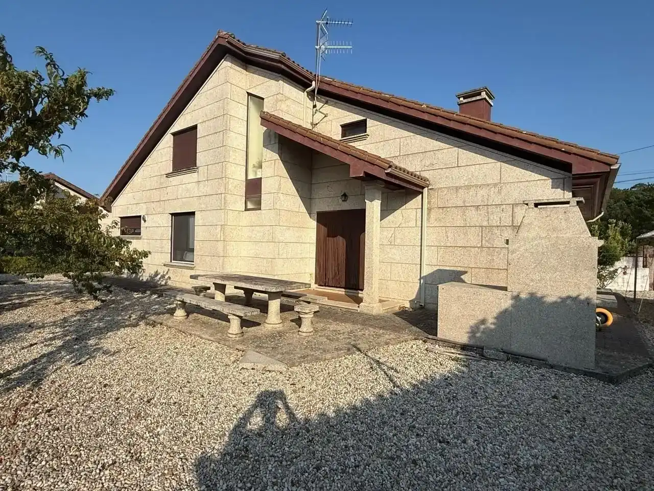 Vista exterior de Pis en venda en Tomiño amb Jardí privat i Parquet