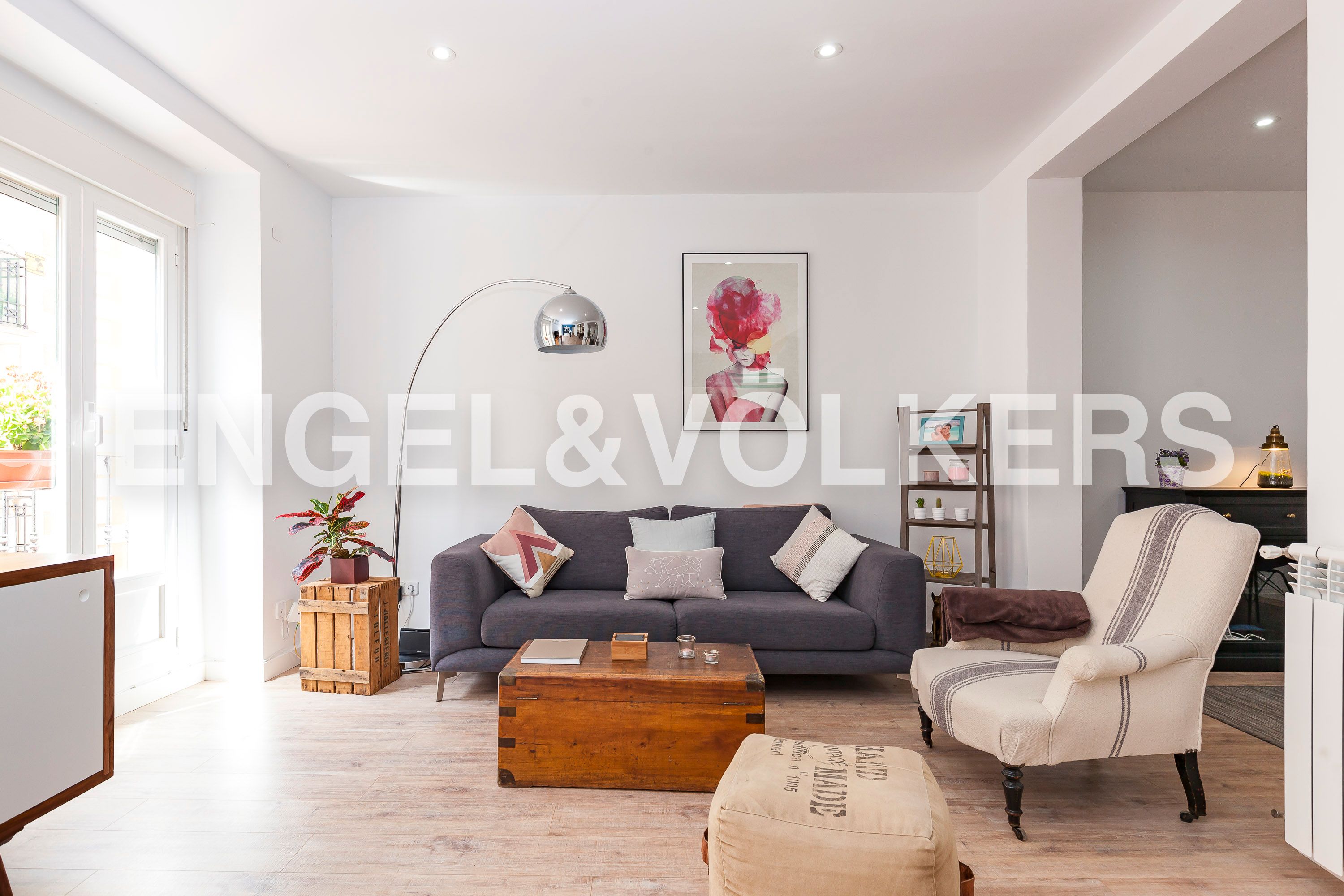 Sala d'estar de Apartament en venda en  Madrid Capital amb Aire condicionat, Calefacció i Traster