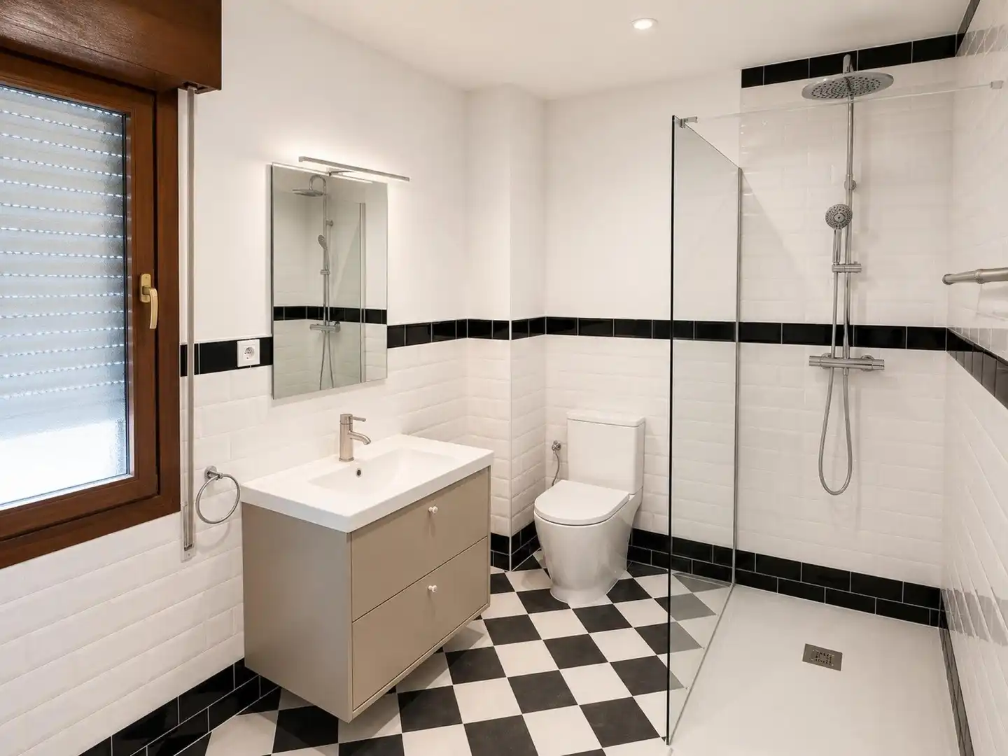 Badezimmer von Maisonette zum Verkauf in Santander mit Heizung, Terrasse und Balkon