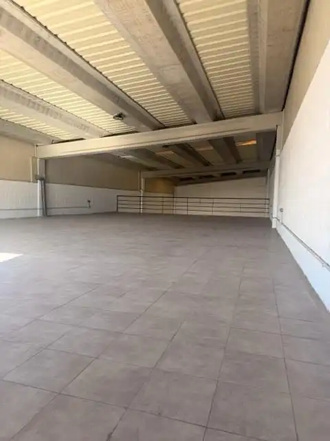 Nave industrial de alquiler en Marbella