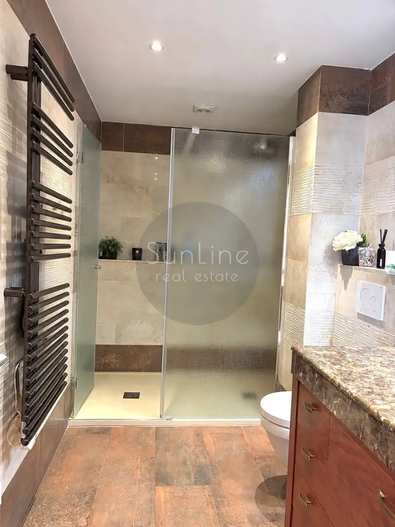 Bathroom of Duplexes for sale in Massamagrell  with Air Conditioner, Private garden and Terrace